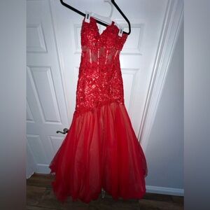 Red Sherri Hill evening gown